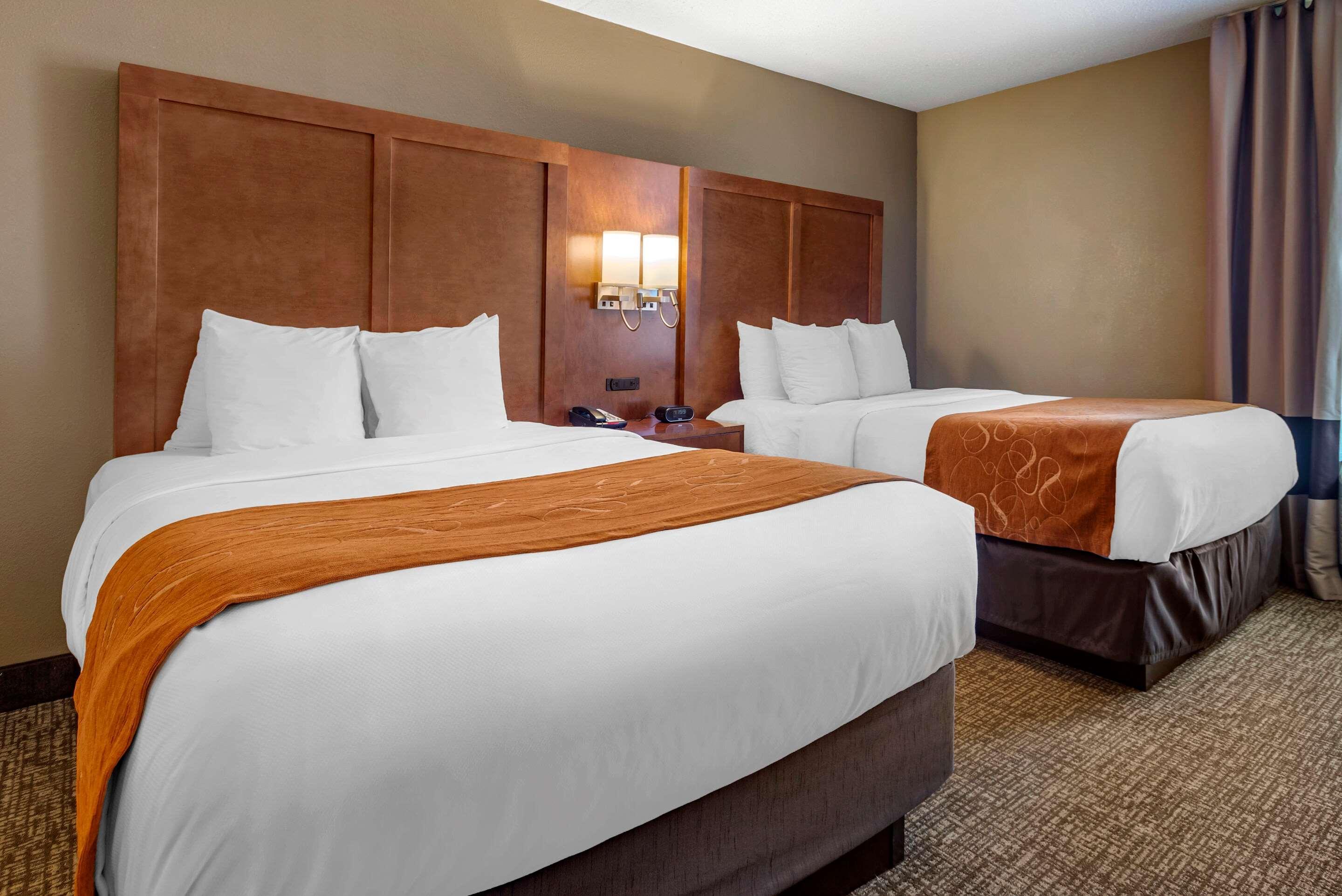 Comfort Suites Bethlehem Near Lehigh University And Lvi Airport Bagian luar foto